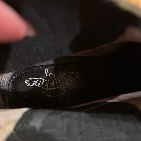 FREE BIRDS BY STEVE MADDEN - SIZE 7 - FOREST GREEN BOOTS - Picture 6 of 6